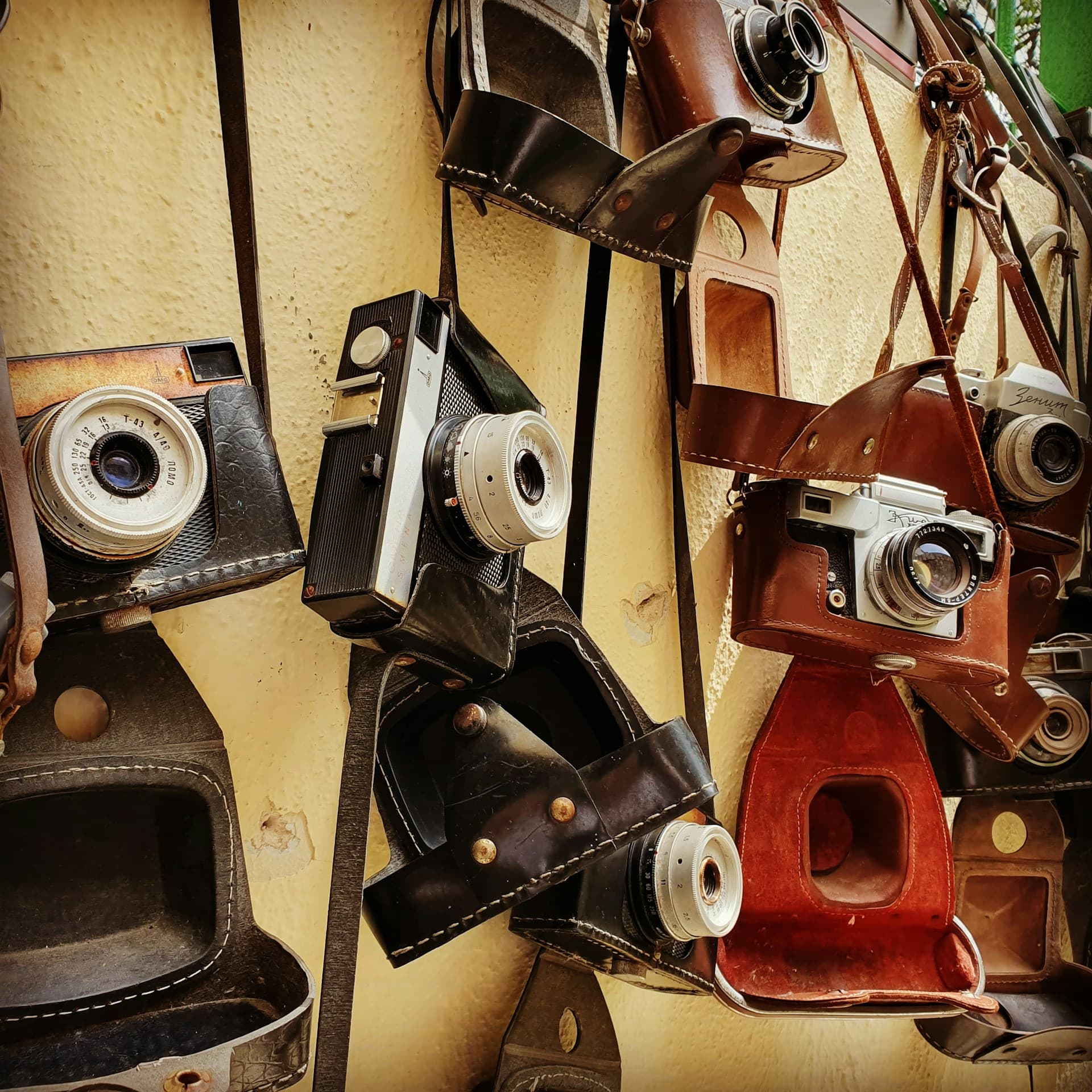 Cameras & Photography